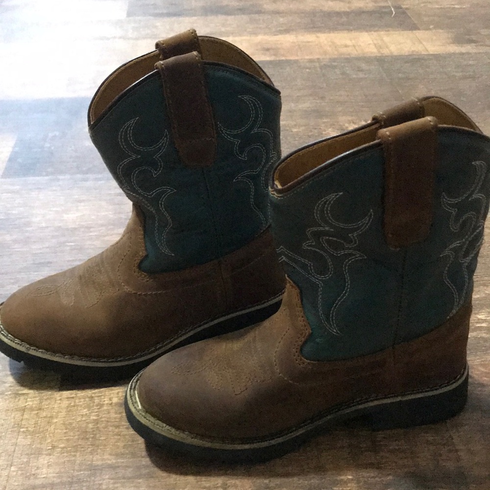 Boys cowboy boots